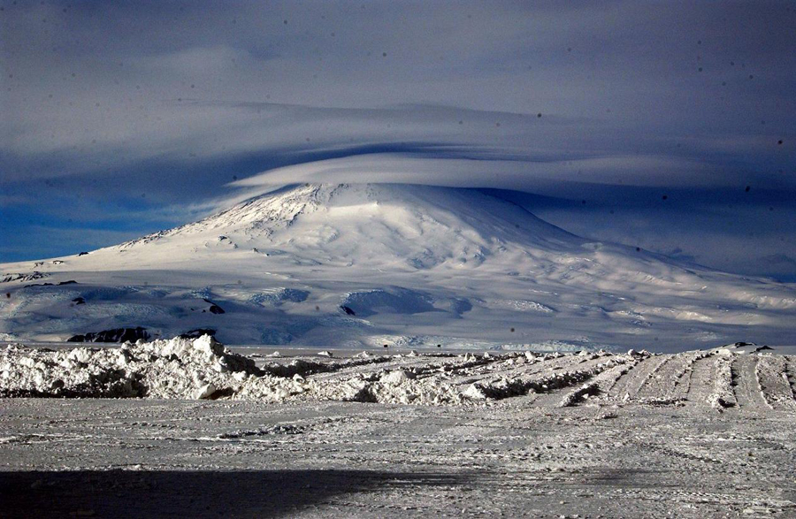 Тайны кипящей Антарктиды